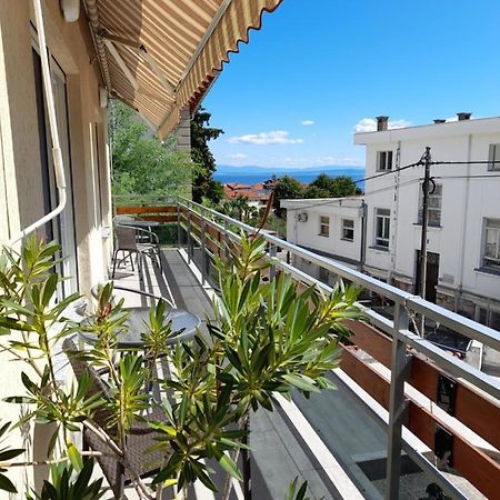 Apartments Orange Lovran Exterior photo